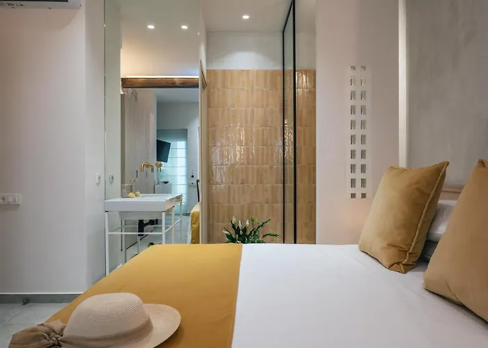 Casa Di Georgios Luxury Suites